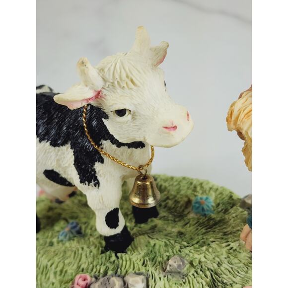 Farmer Pig Piggy w/ Cow Figurine 5" Resin 1994 Trippie's Countryside Lover Vtg - Picture 12 of 16